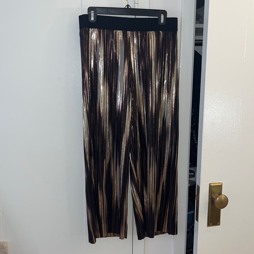 Alice and Olivia crinkly cut metallic pants size M